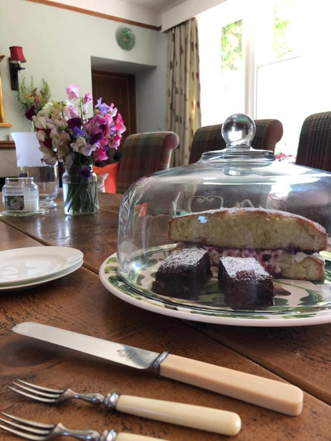 The Hollow Bed And Breakfast Great Longstone ภายนอก รูปภาพ