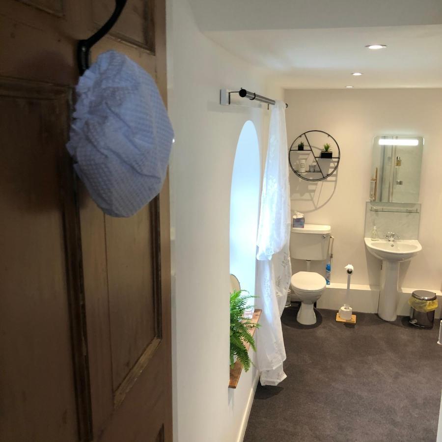 The Hollow Bed And Breakfast Great Longstone ภายนอก รูปภาพ