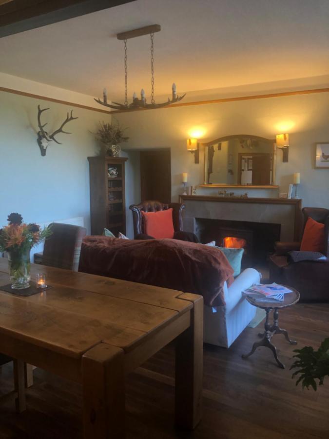 The Hollow Bed And Breakfast Great Longstone ภายนอก รูปภาพ